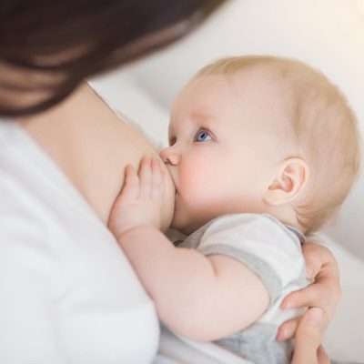 ارتباط پروتز سینه و شیردهی!!